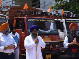 Anannke Partners Langar on Wheels Delhi
